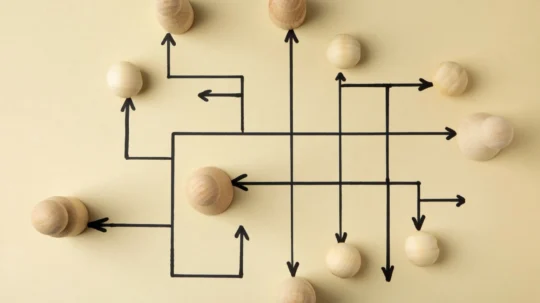 image for Redesigning Org Charts to Reduce Talent Risk
